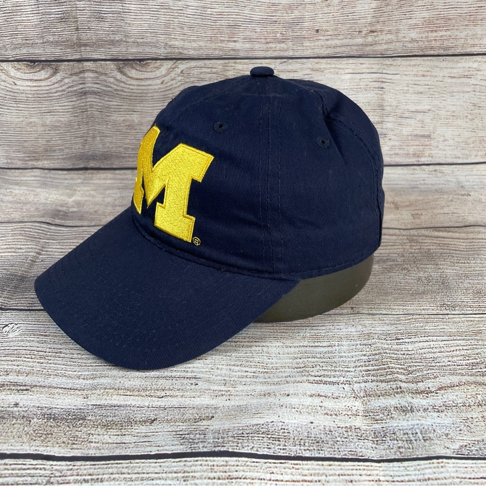 NCAAF - Michigan Wolverines - Signature SnapBack